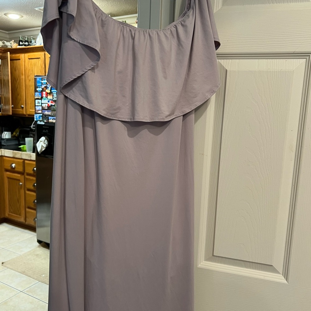 Maternity maxi dress